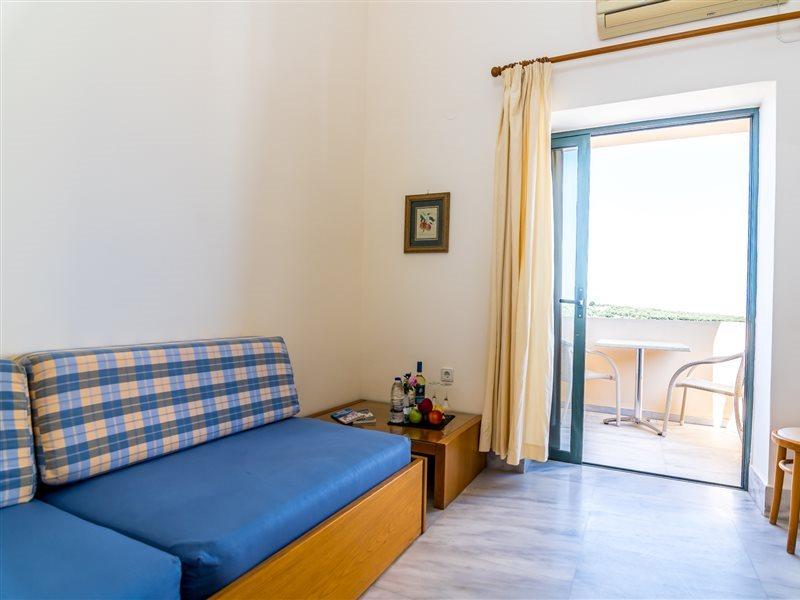 Orestis Hotel Sea View Apartments Stalós Extérieur photo