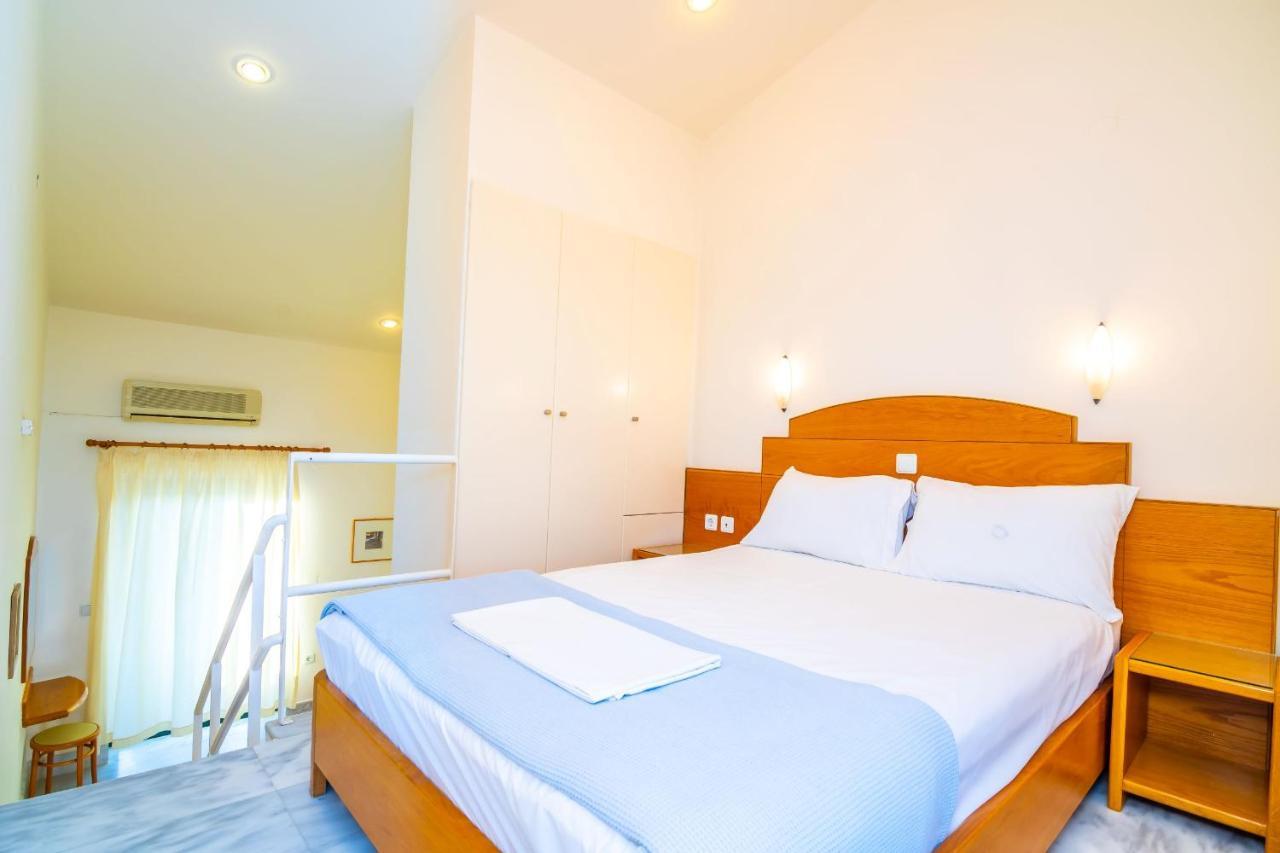 Orestis Hotel Sea View Apartments Stalós Extérieur photo